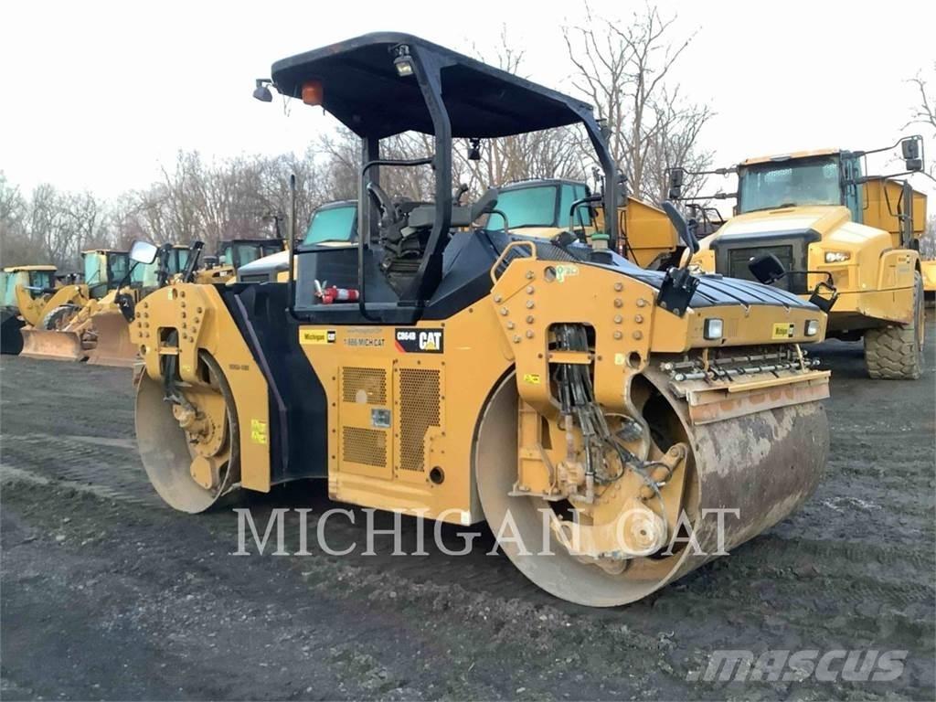 CAT CB64B Cilindri compactori dubli