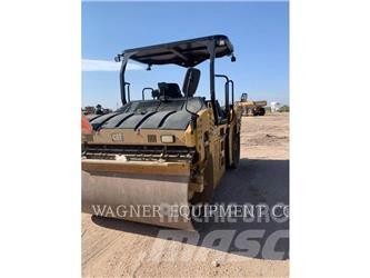 CAT CB64B Compactoare sol