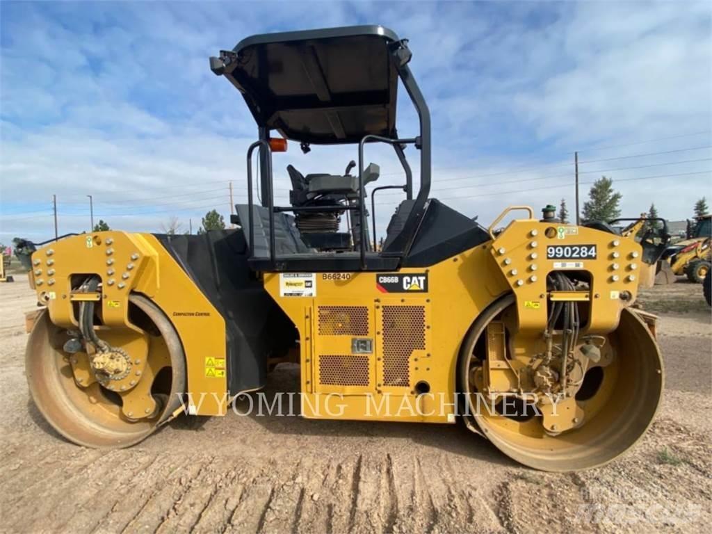 CAT CB66B Compactoare sol
