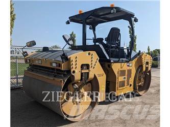 CAT CB68B Compactoare sol