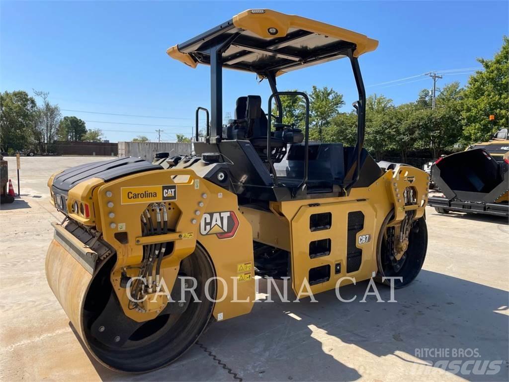 CAT CB7 Pavatoare asfalt