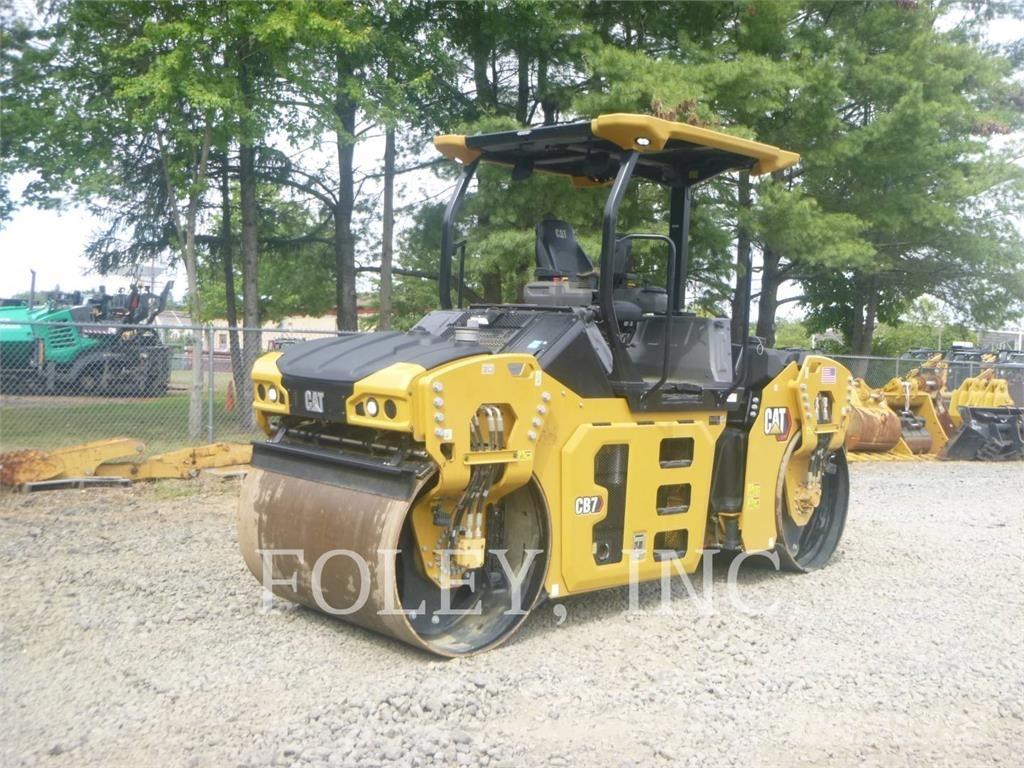 CAT CB7-02 Cilindri compactori dubli