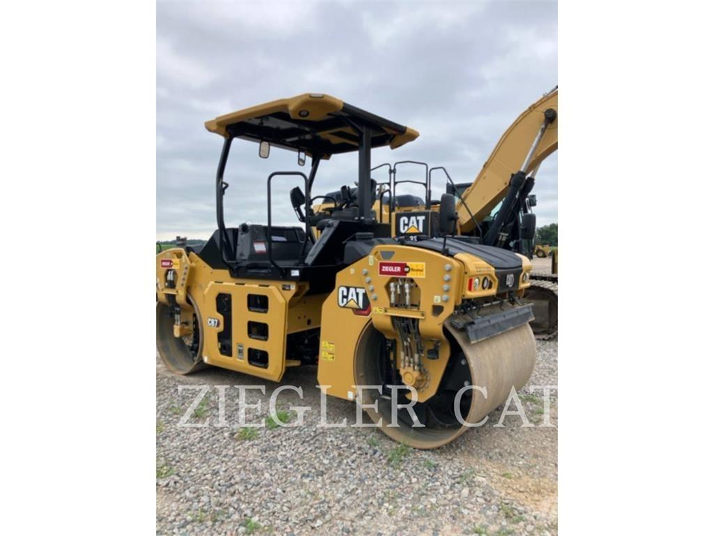 CAT CB7-02 Compactoare sol