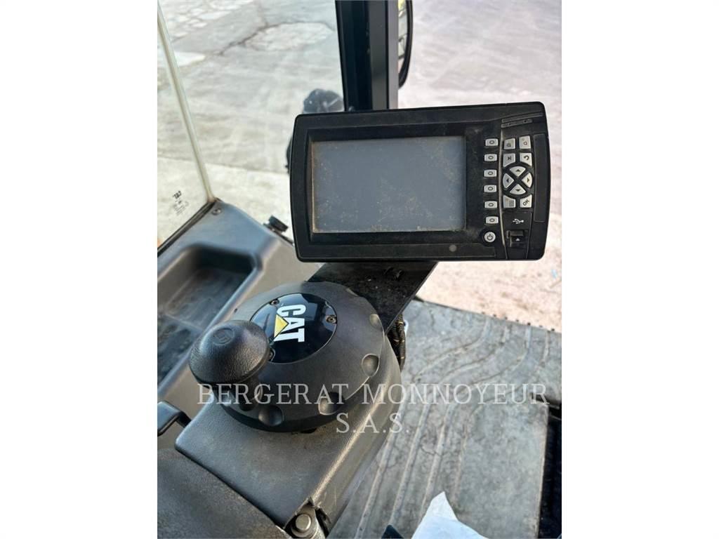 CAT CD10 Compactoare sol