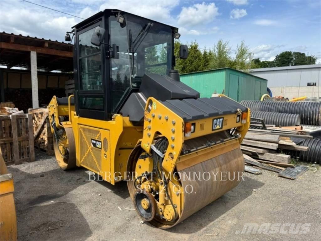 CAT CD44B Cilindri compactori dubli