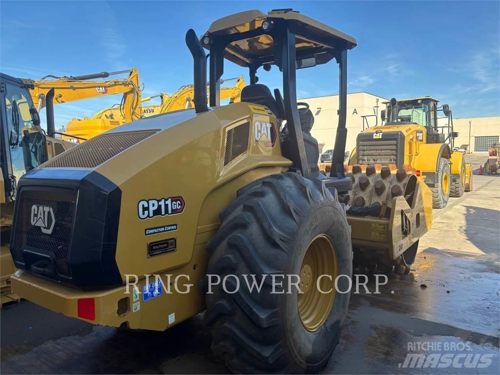 CAT CP11GC Cilindri compactori dubli