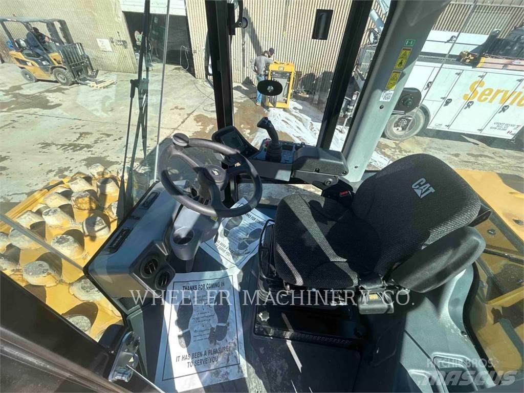 CAT CP12 Compactoare monocilindrice