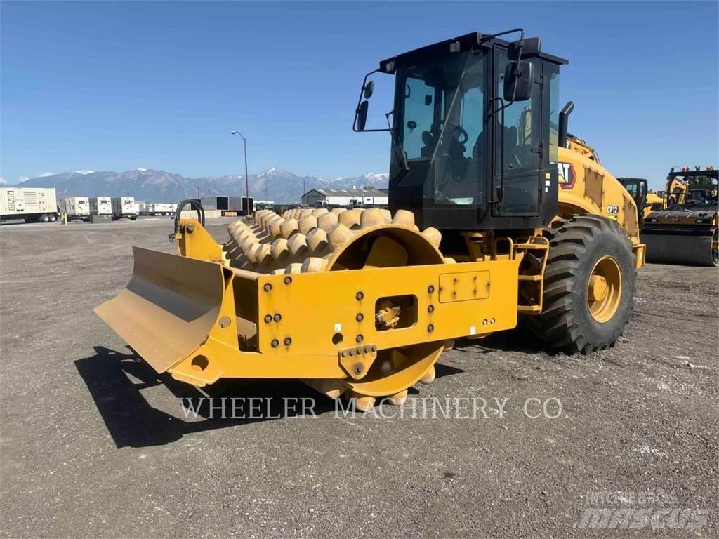 CAT CP12 Compactoare monocilindrice