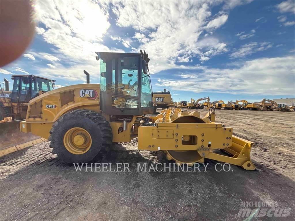 CAT CP12 Compactoare monocilindrice