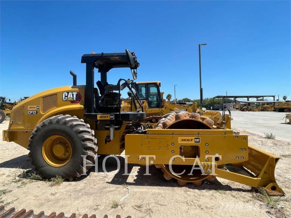 CAT CP12 Compactoare monocilindrice