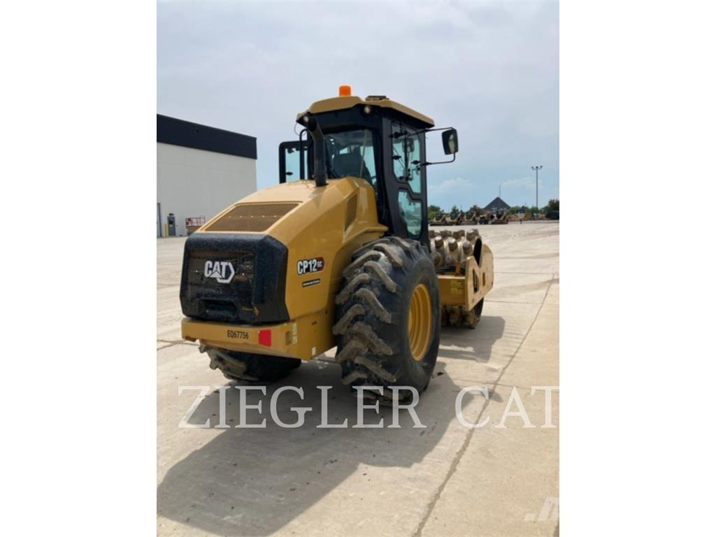 CAT CP12GC Compactoare sol