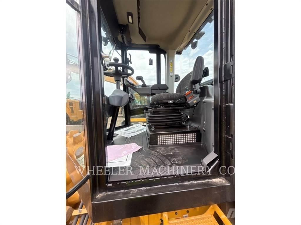 CAT CP16 Compactoare monocilindrice