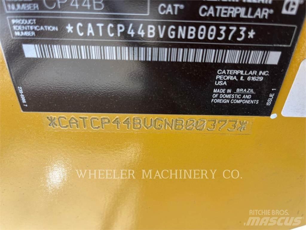 CAT CP44B Compactoare monocilindrice