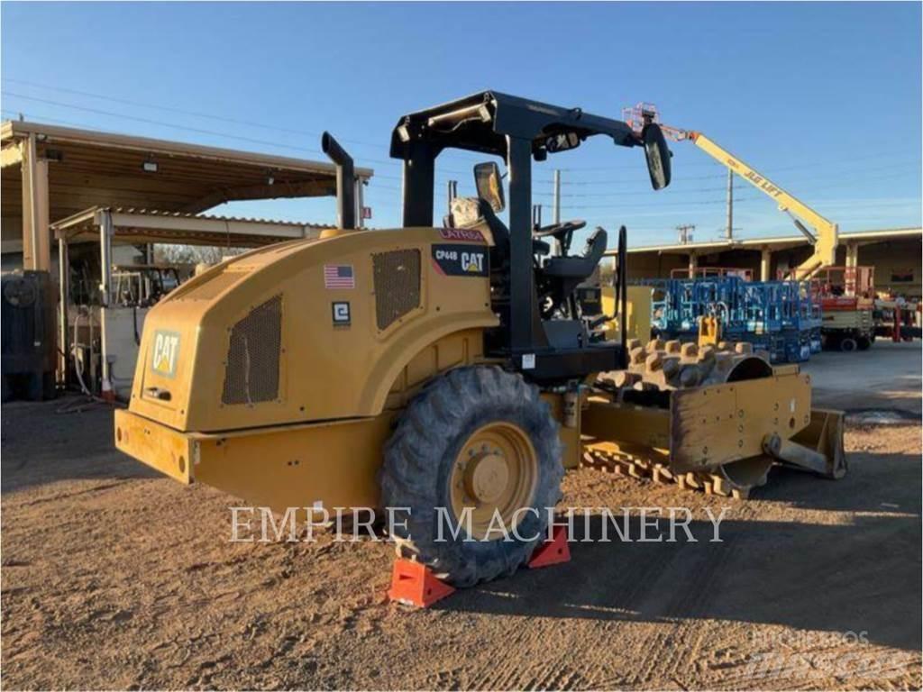 CAT CP44B Compactoare monocilindrice
