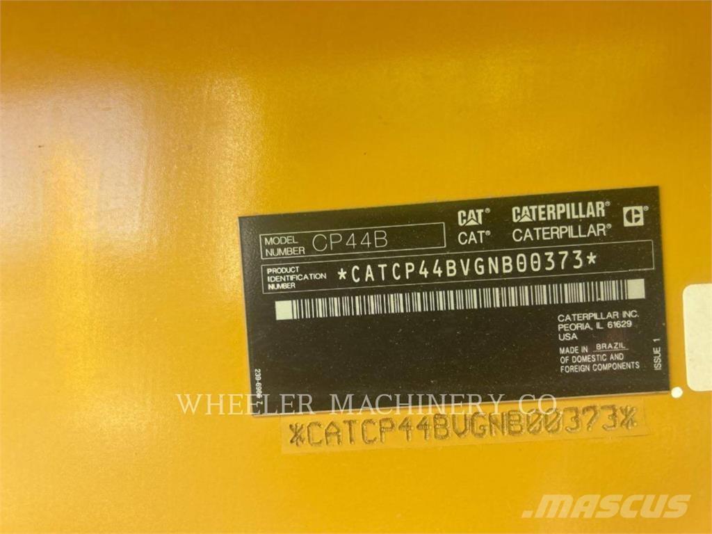 CAT CP44B Compactoare monocilindrice