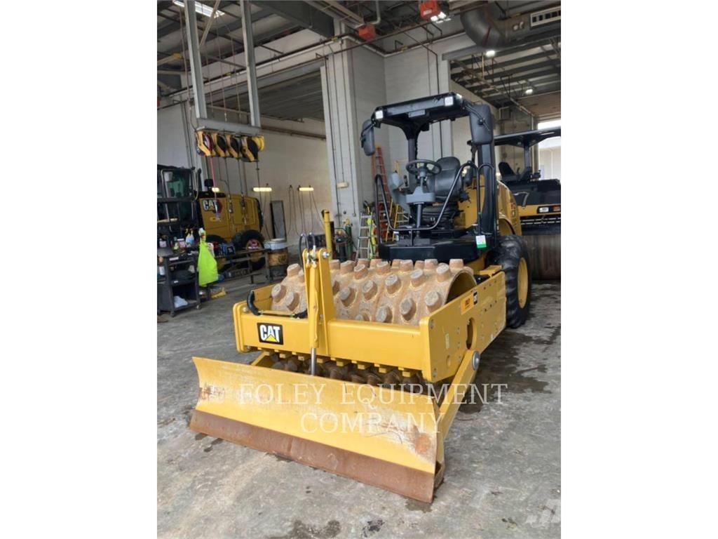 CAT CP44B Compactoare sol