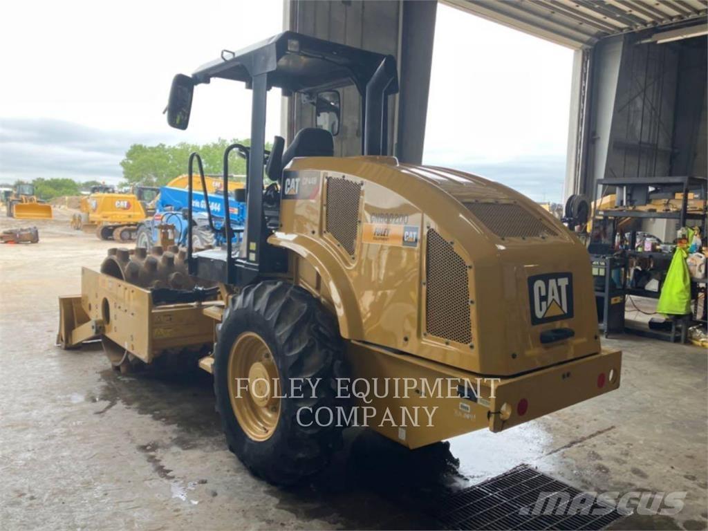 CAT CP44B Compactoare sol