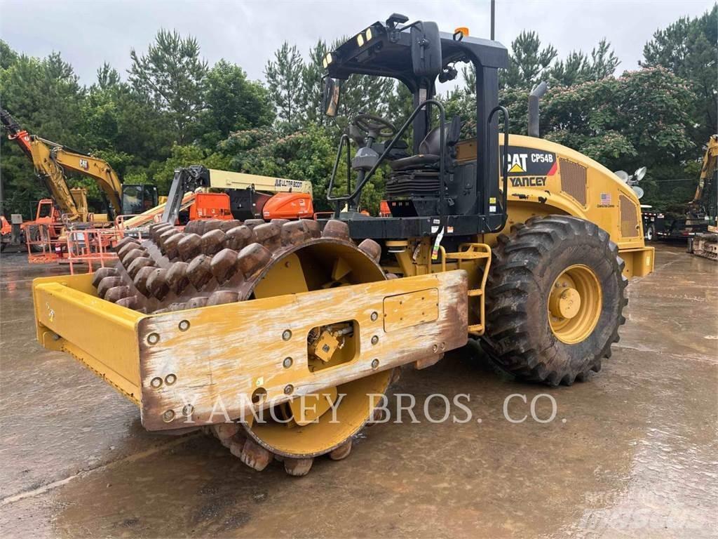 CAT CP54B Compactoare sol