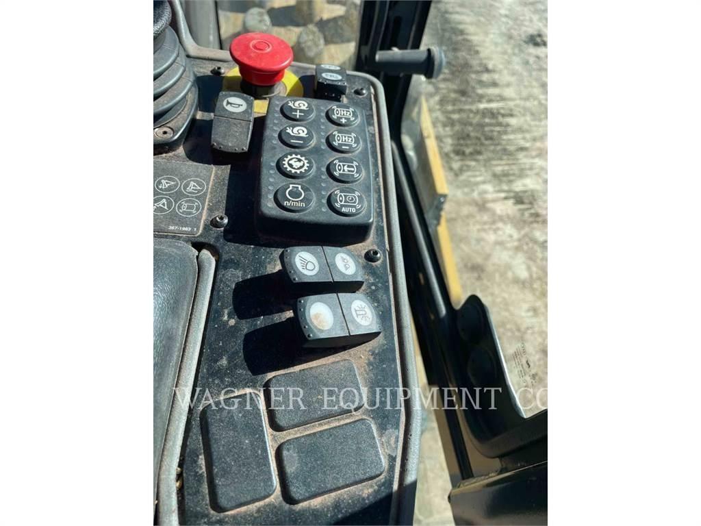 CAT CP56B Compactoare sol