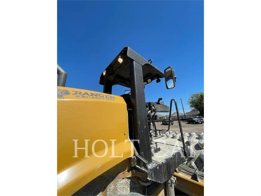 CAT CP56B Compactoare monocilindrice