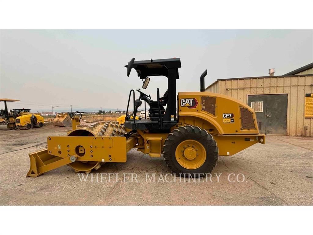 CAT CP7 Compactoare monocilindrice