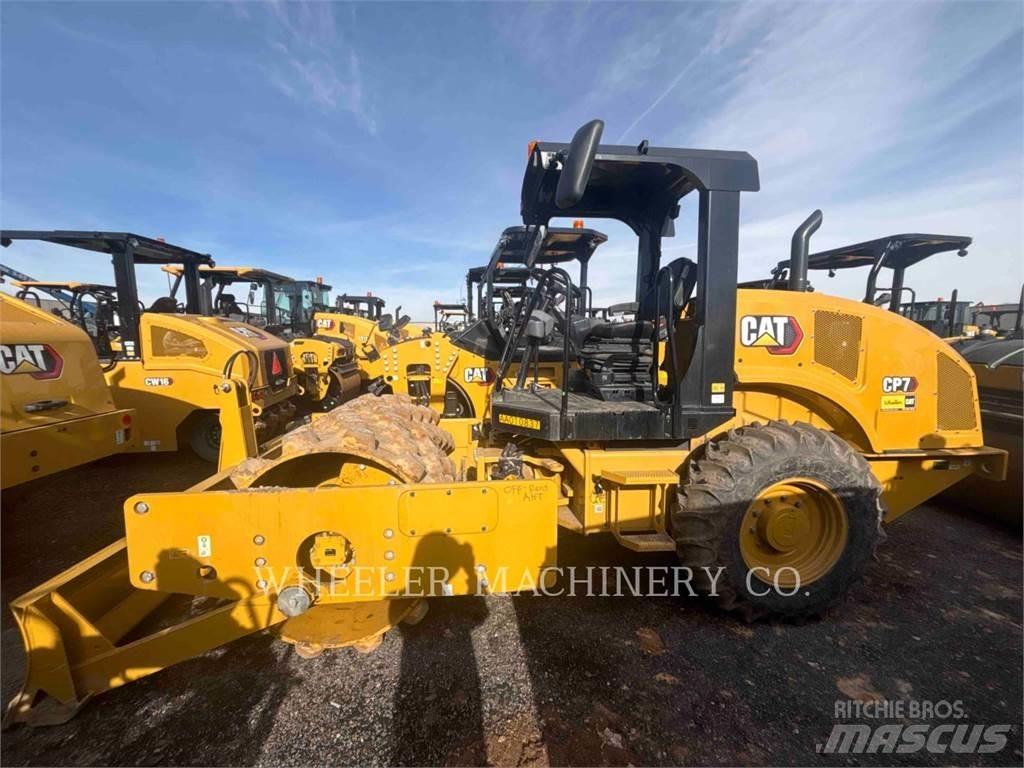 CAT CP7 Compactoare monocilindrice