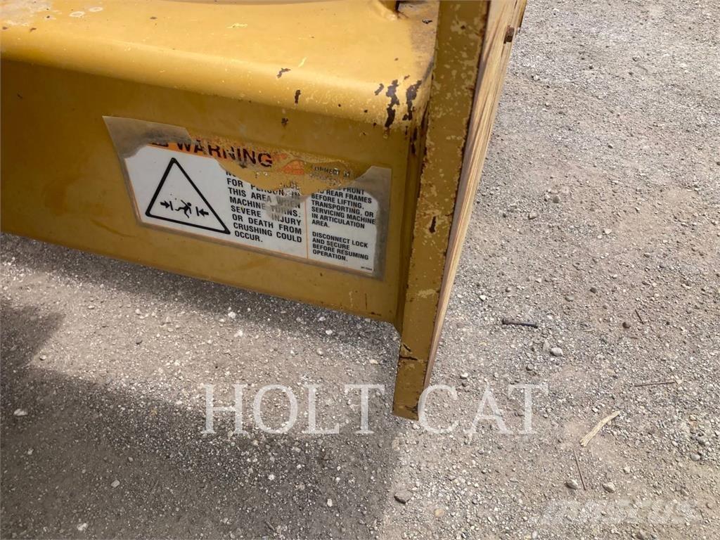 CAT CS-433E Compactoare monocilindrice
