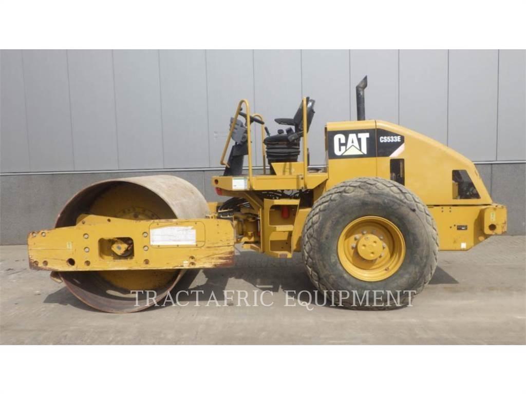 CAT CS-533E Compactoare monocilindrice