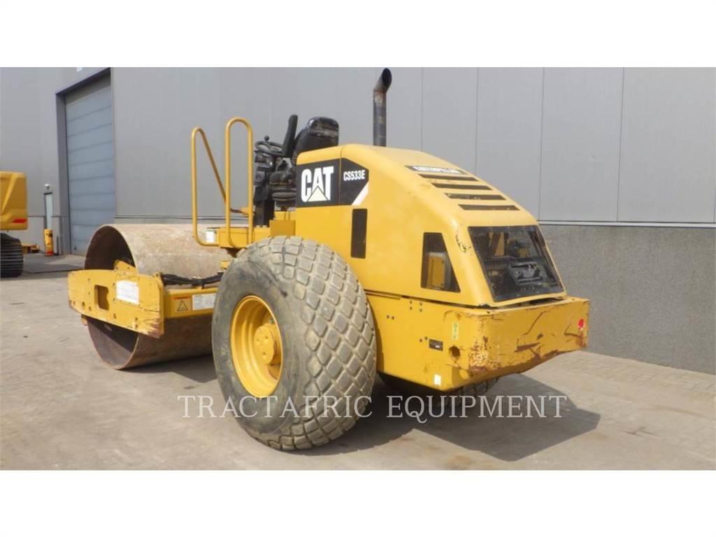 CAT CS-533E Compactoare monocilindrice
