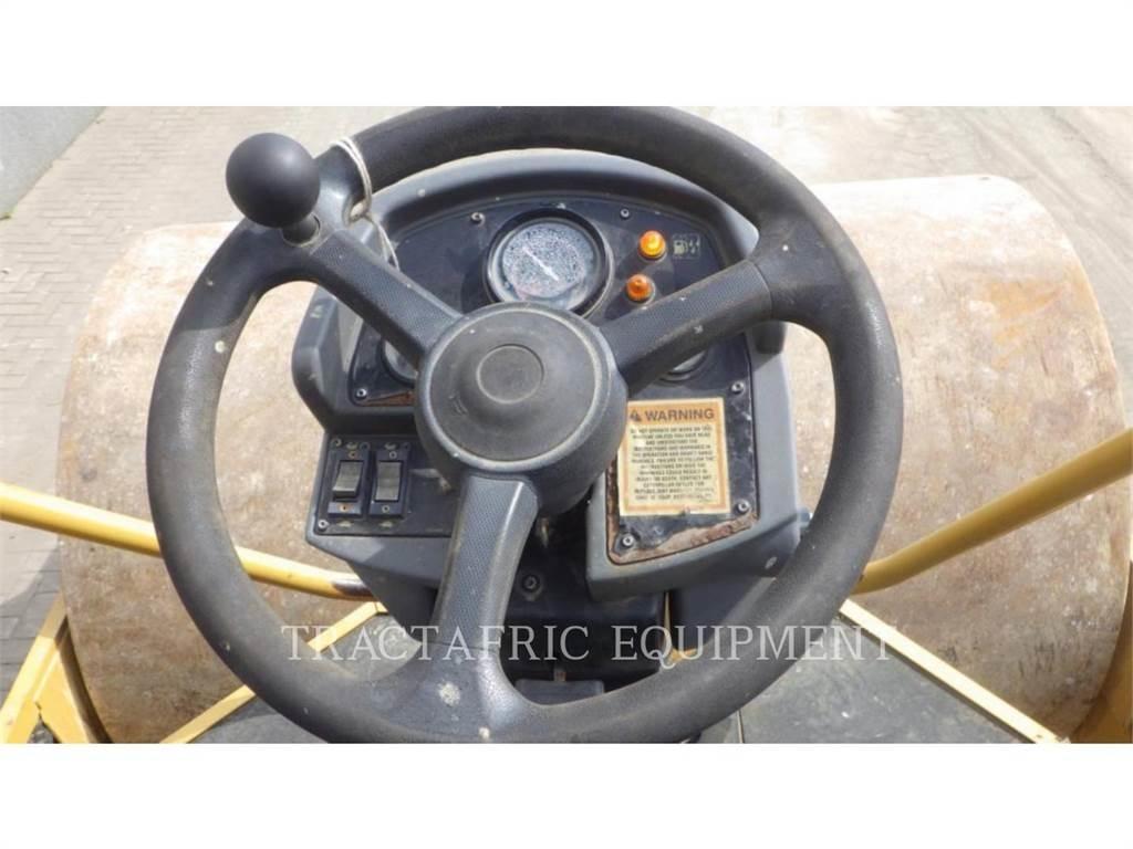 CAT CS-533E Compactoare monocilindrice