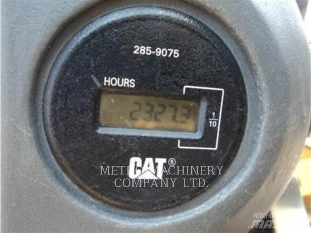 CAT CS-533E Compactoare monocilindrice