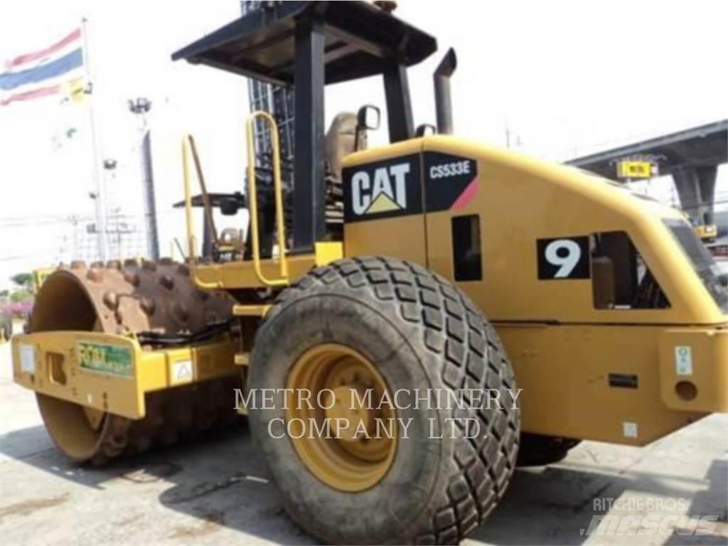 CAT CS-533E Compactoare monocilindrice