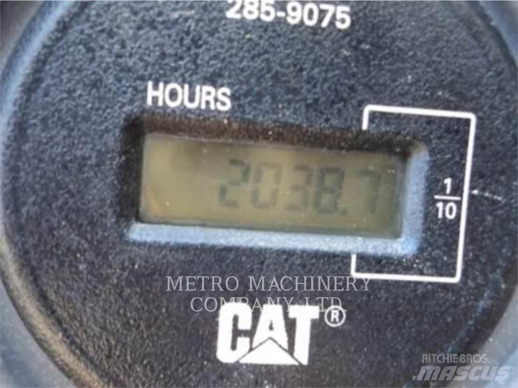 CAT CS-533E Compactoare monocilindrice