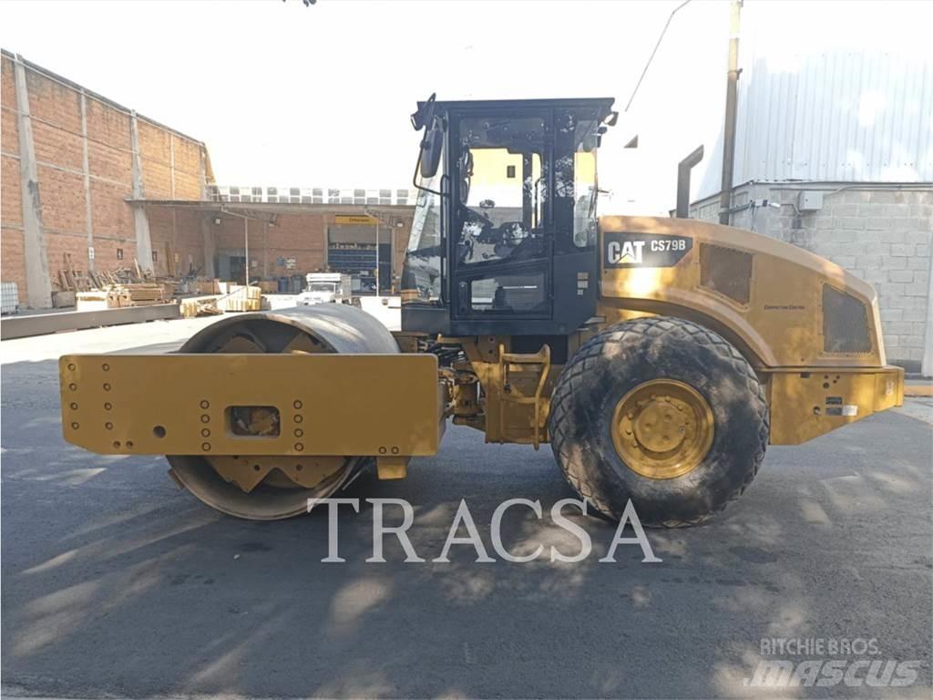 CAT CS 79 B Compactoare monocilindrice