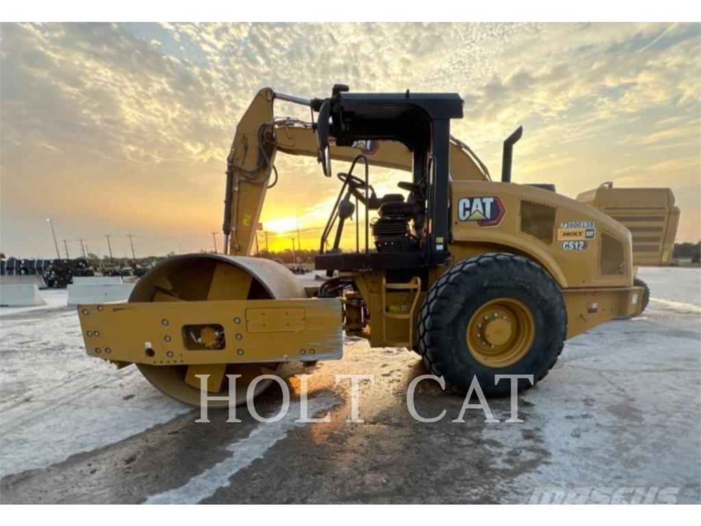 CAT CS12 Compactoare monocilindrice
