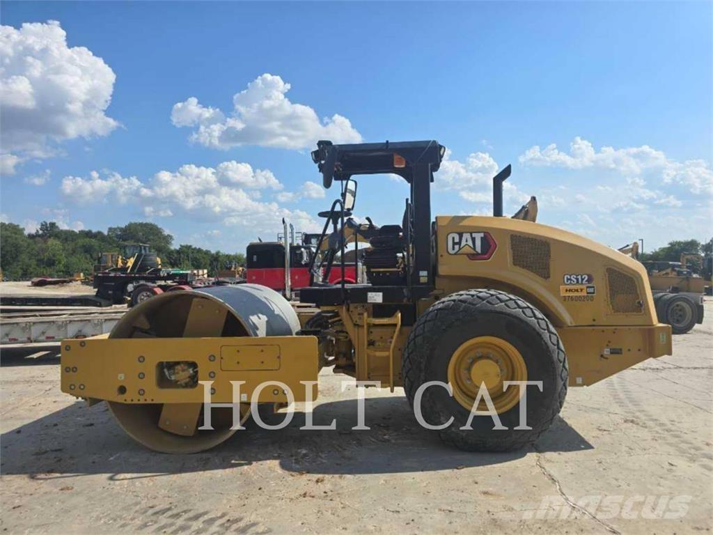 CAT CS12 Compactoare monocilindrice