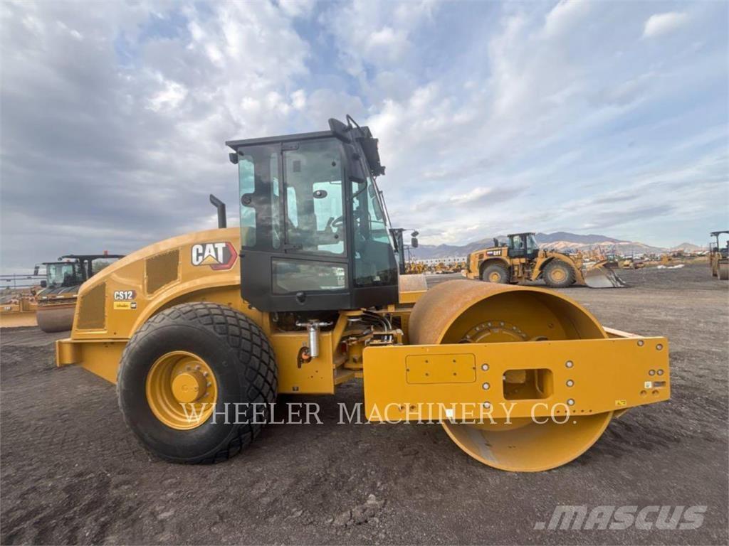 CAT CS12 Compactoare monocilindrice