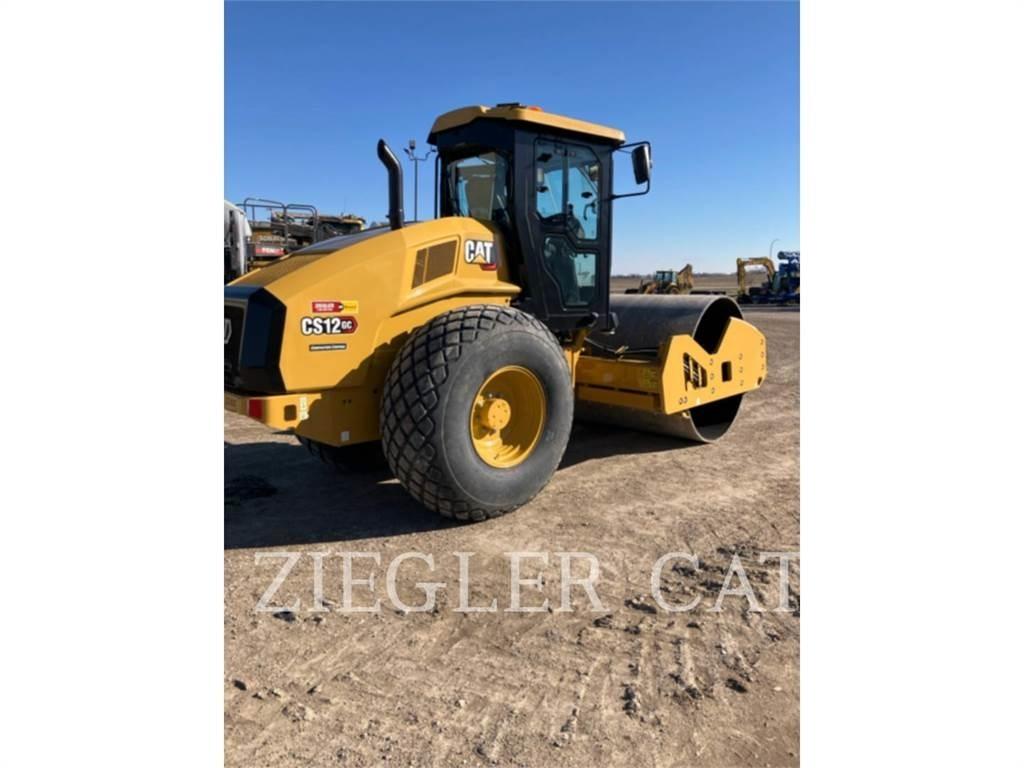 CAT CS12GC Compactoare sol