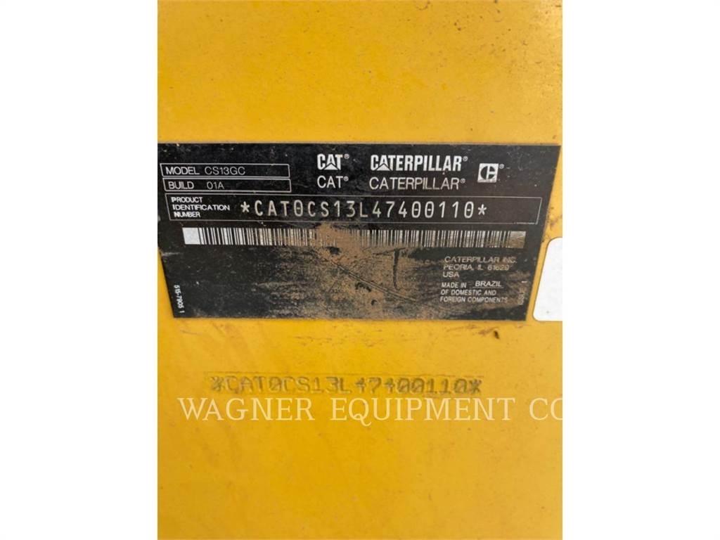 CAT CS13GC Compactoare sol