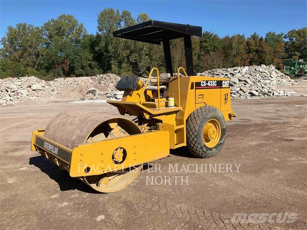 CAT CS433C Compactoare monocilindrice
