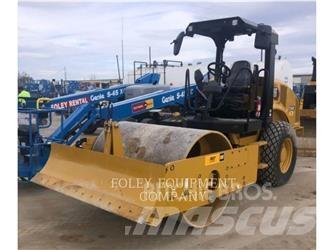 CAT CS44B Compactoare sol