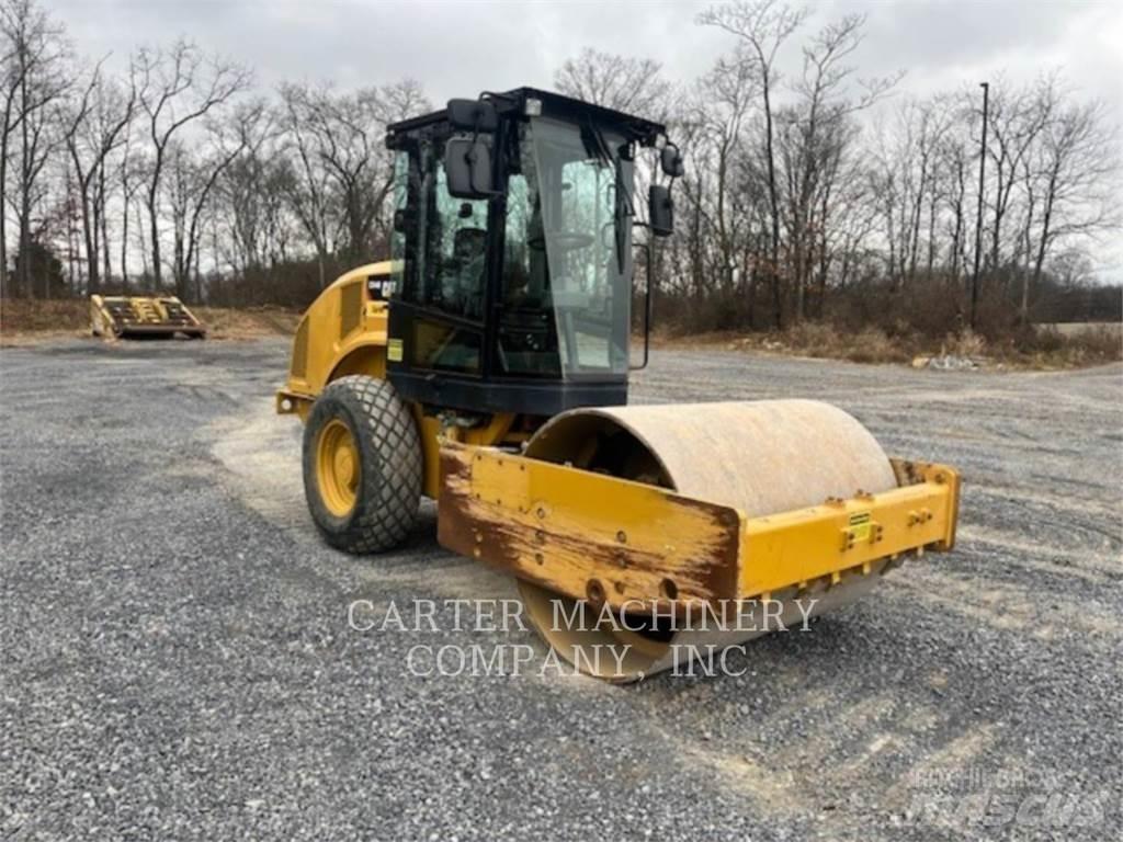 CAT CS44B Compactoare sol