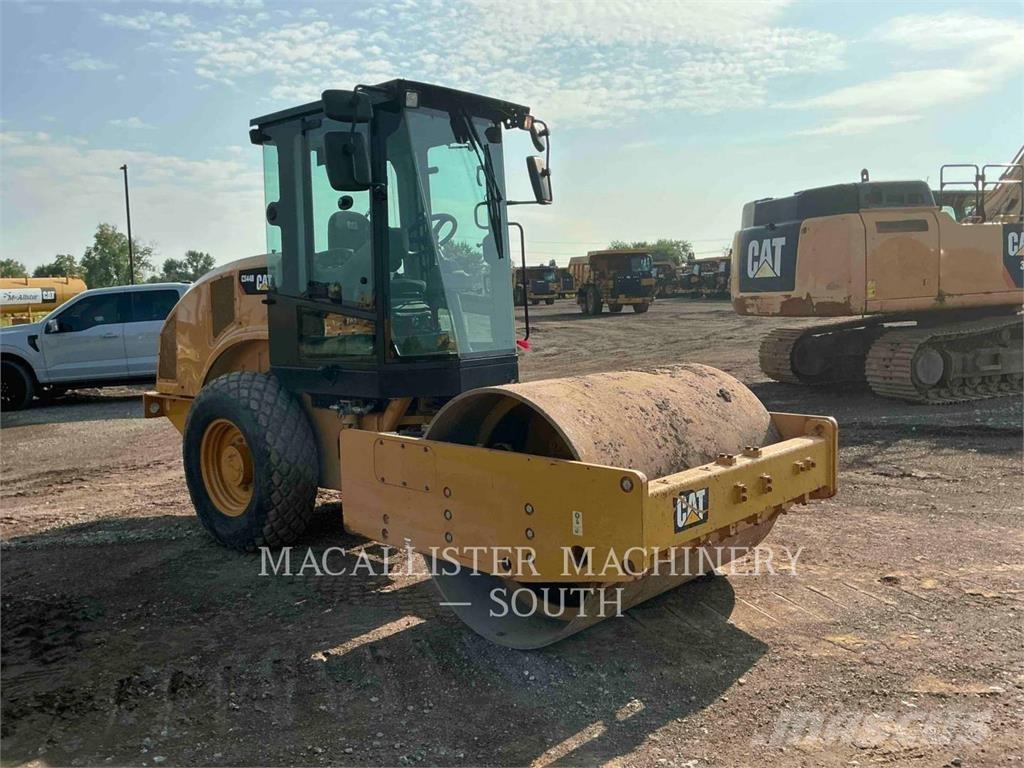 CAT CS44B Compactoare monocilindrice