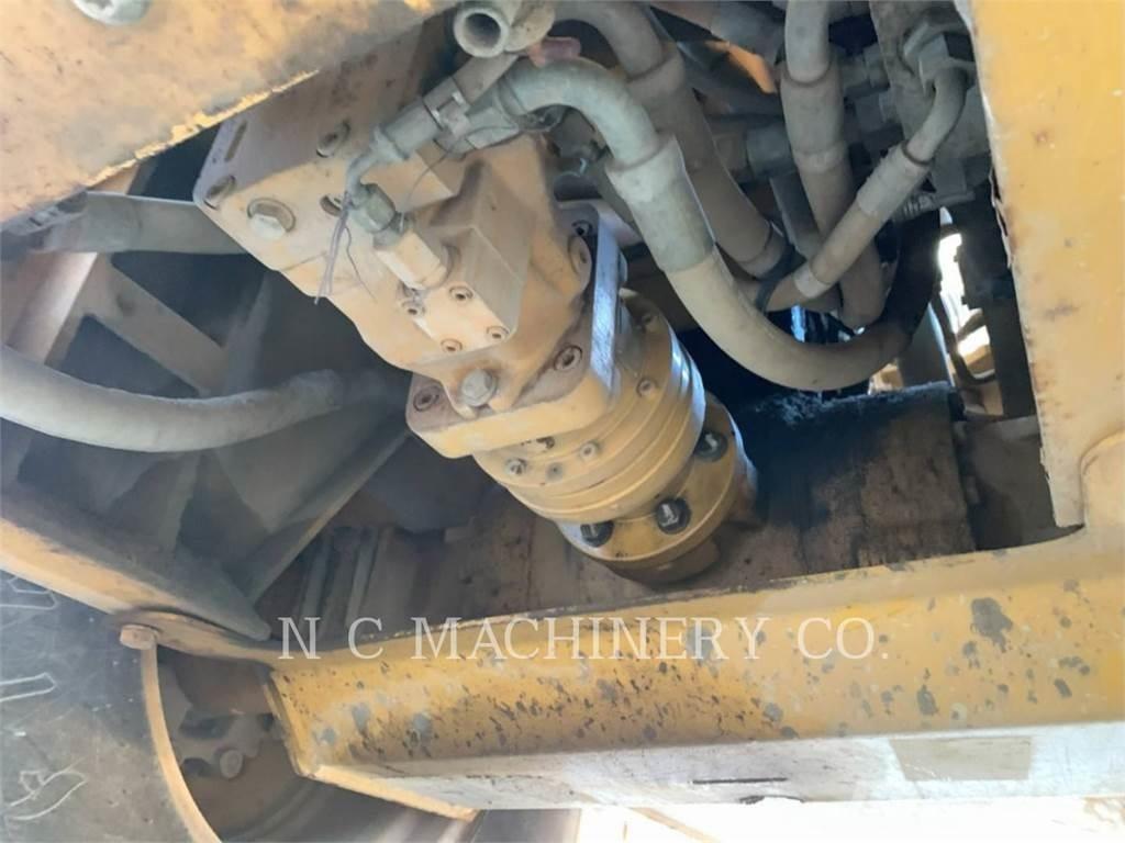CAT CS533E Pavatoare asfalt