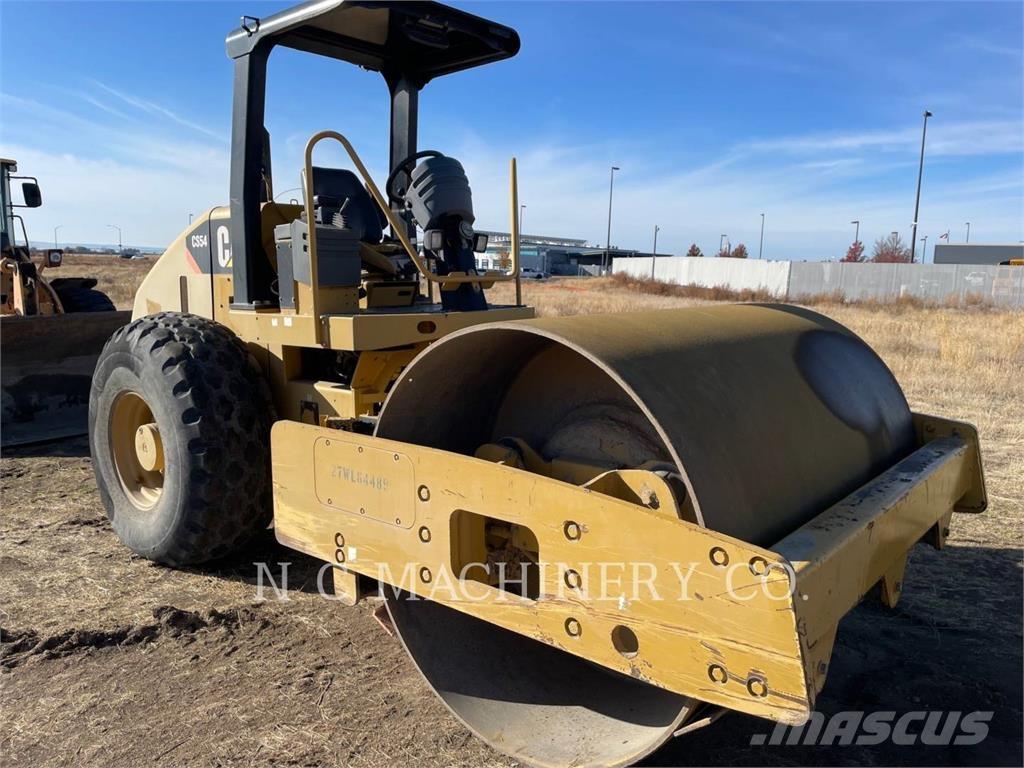 CAT CS54 Pavatoare asfalt