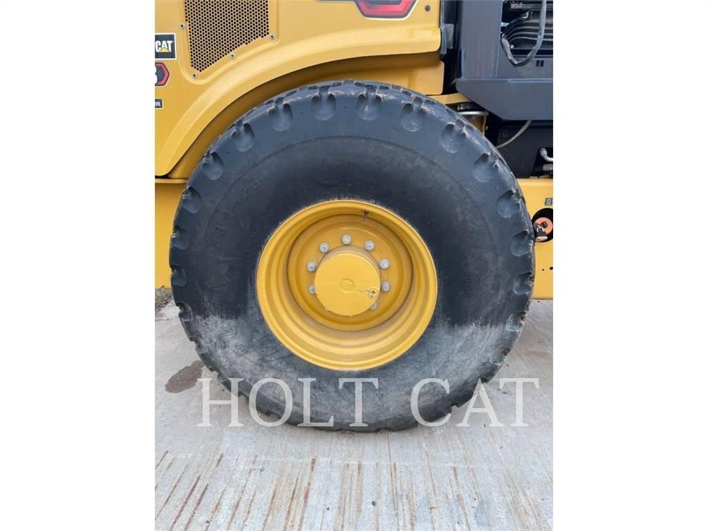CAT CS54B Compactoare monocilindrice