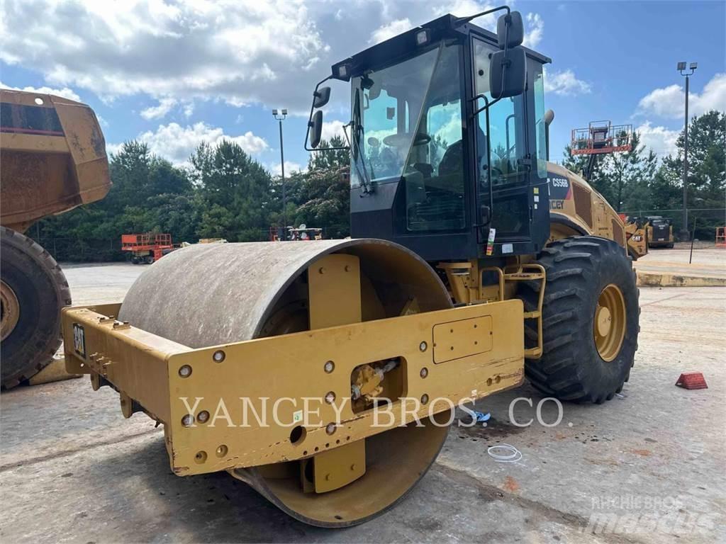 CAT CS56 AC Compactoare sol