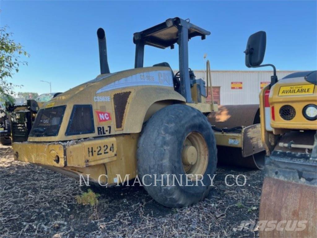 CAT CS563E Pavatoare asfalt