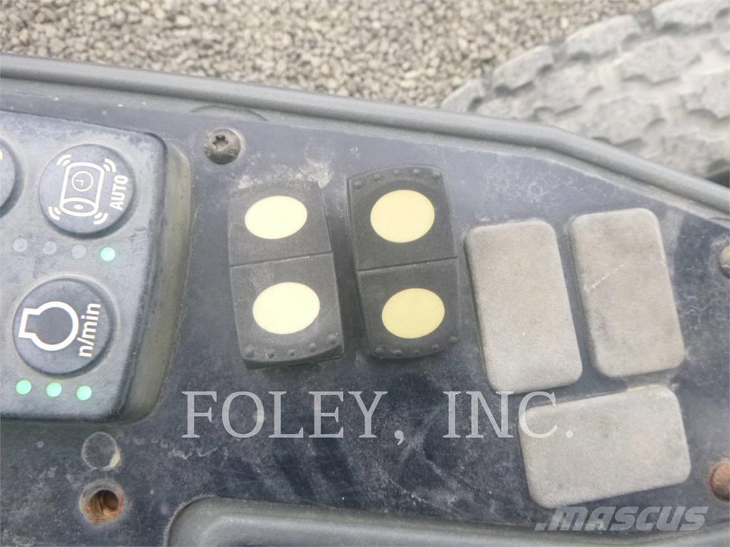 CAT CS56B Compactoare monocilindrice