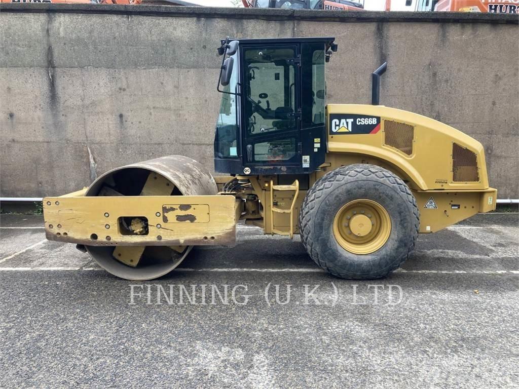 CAT CS66B Compactoare sol